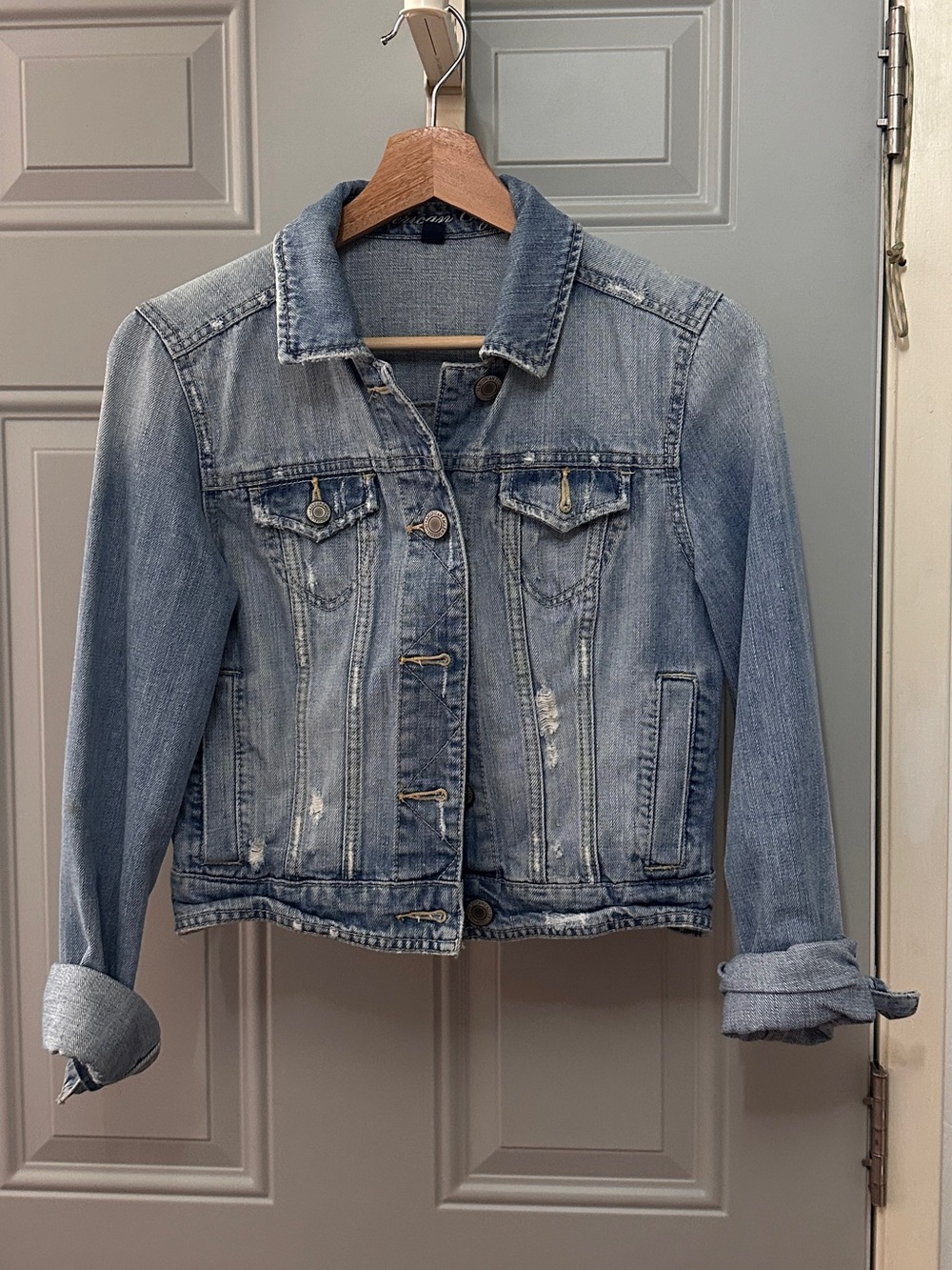 American Eagle Outfitters Light Blue Distressed Denim Jacket